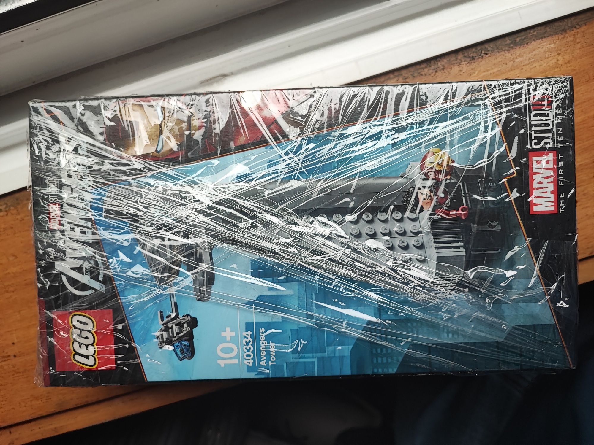 Conjunto Lego 40334 Avengers Tower