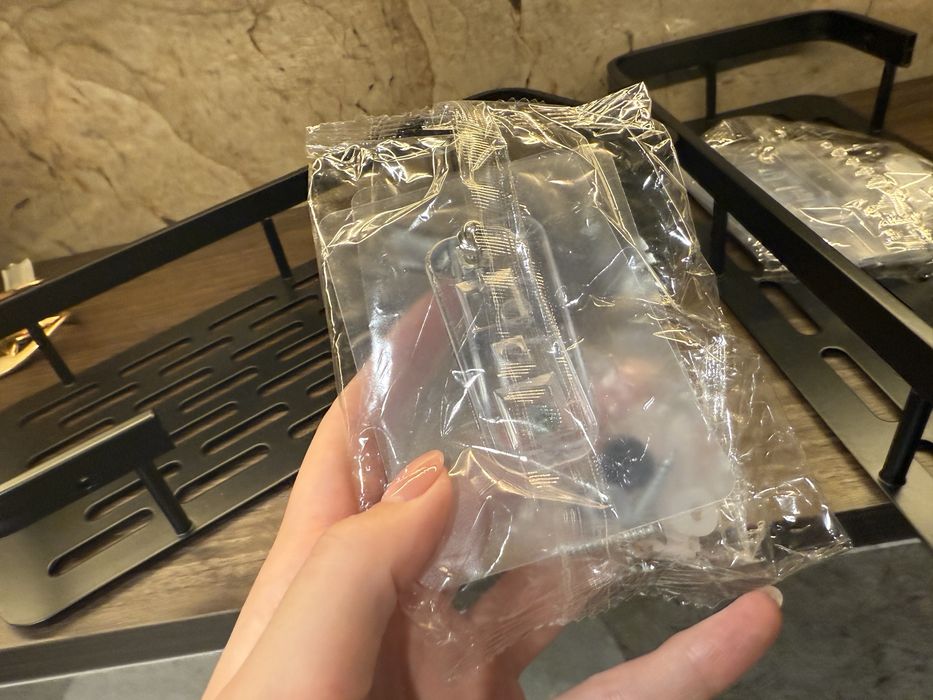 Нові поличкі для ванної кімнати