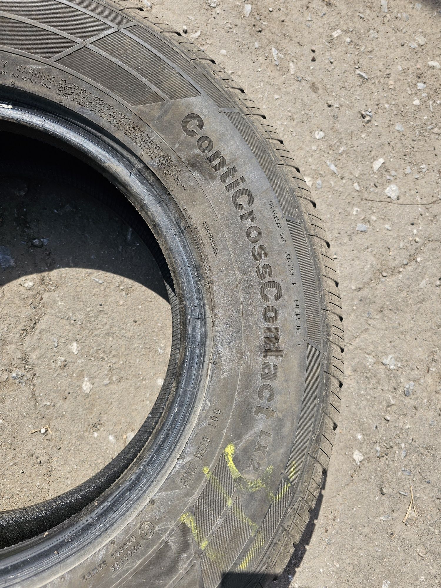 Продам резину continental conti cross contact lx2 245/70 16