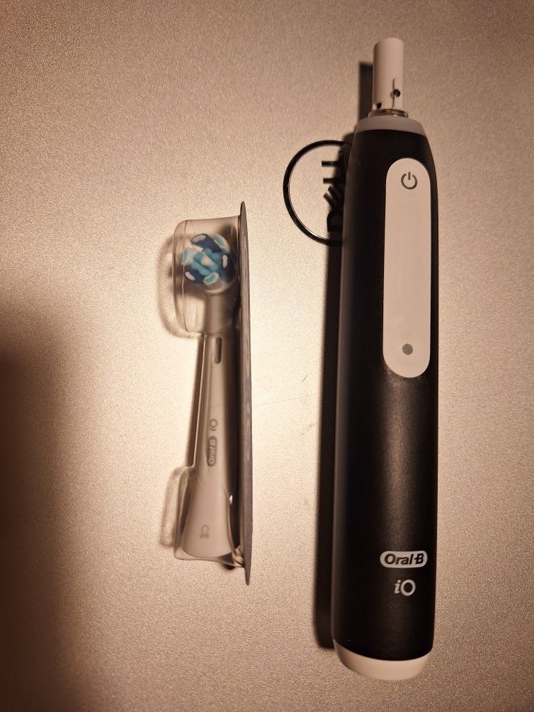Oral B io3 szczoteczka elektryczna