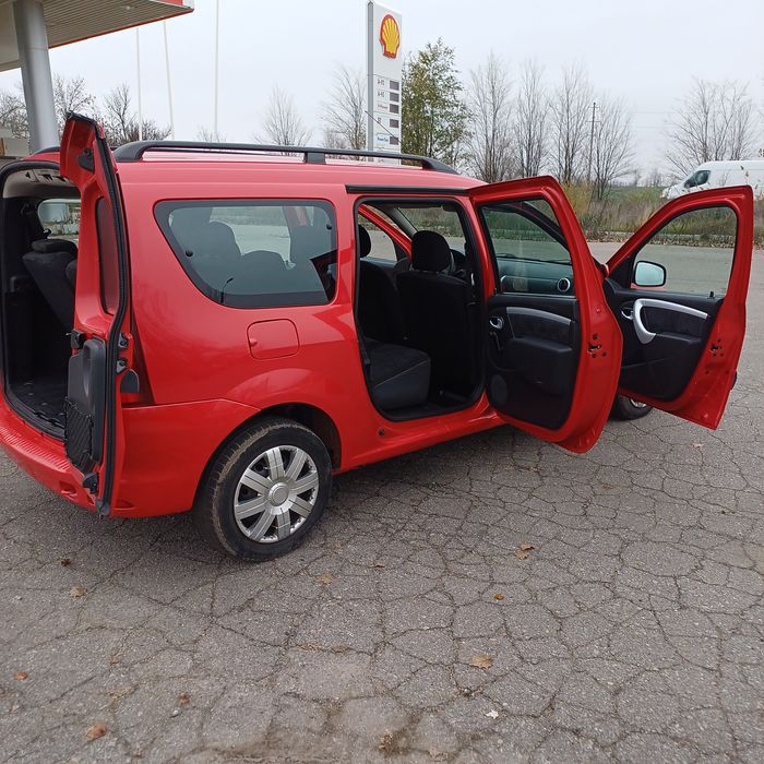 Продам Dacia Logan MCV 1.6 16V