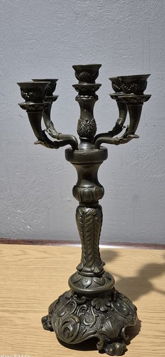 Piękny masywny świecznik pięcioramienny