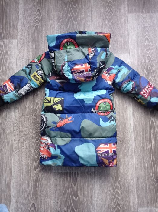 Продам куртку на хлопчика