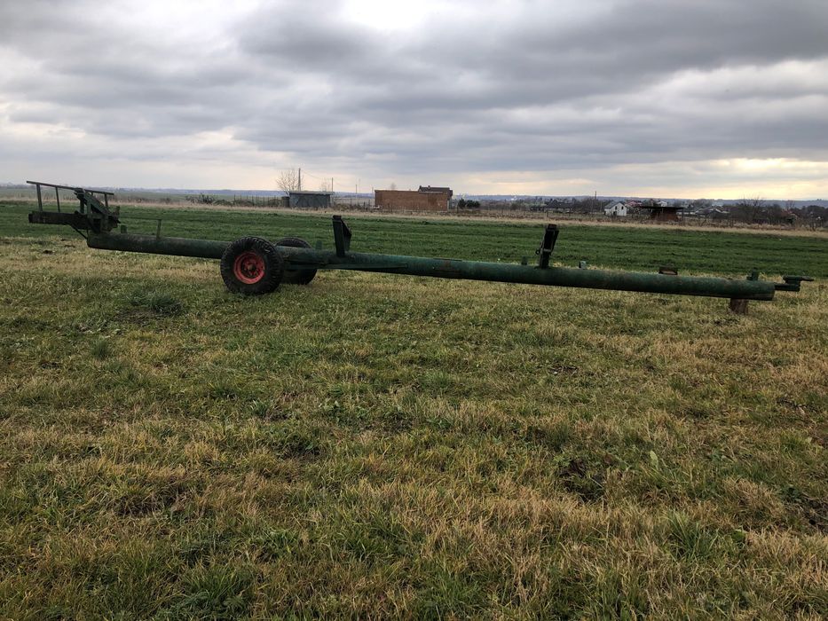 Комбайн John Deere 8820.4x4 . 220 к.с Жатка 6м.