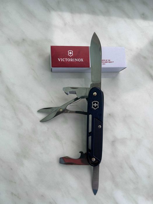 Victorinox Alox Synergy X blue NEW 2025