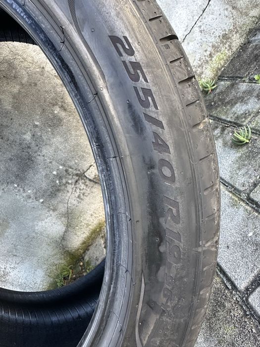 Pneus Pirelli P0 255/40 R19