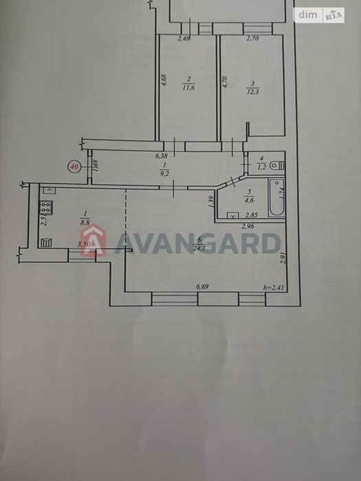Продається нова чотири кімнатна квартира