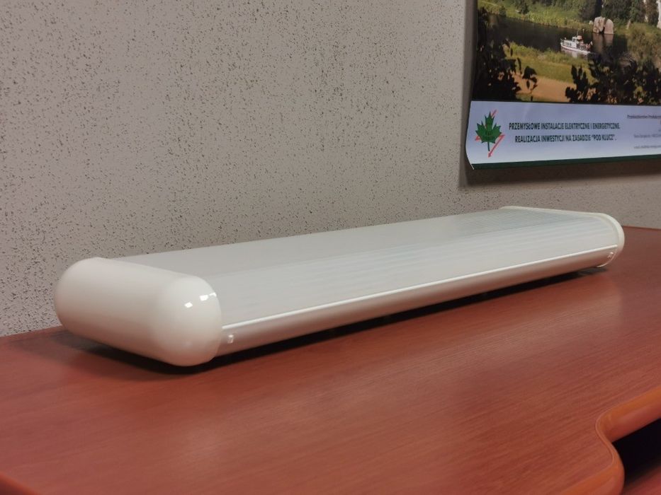 Oprawa świetlówkowa Elgo OWF-2x20w Poland jarzeniówka