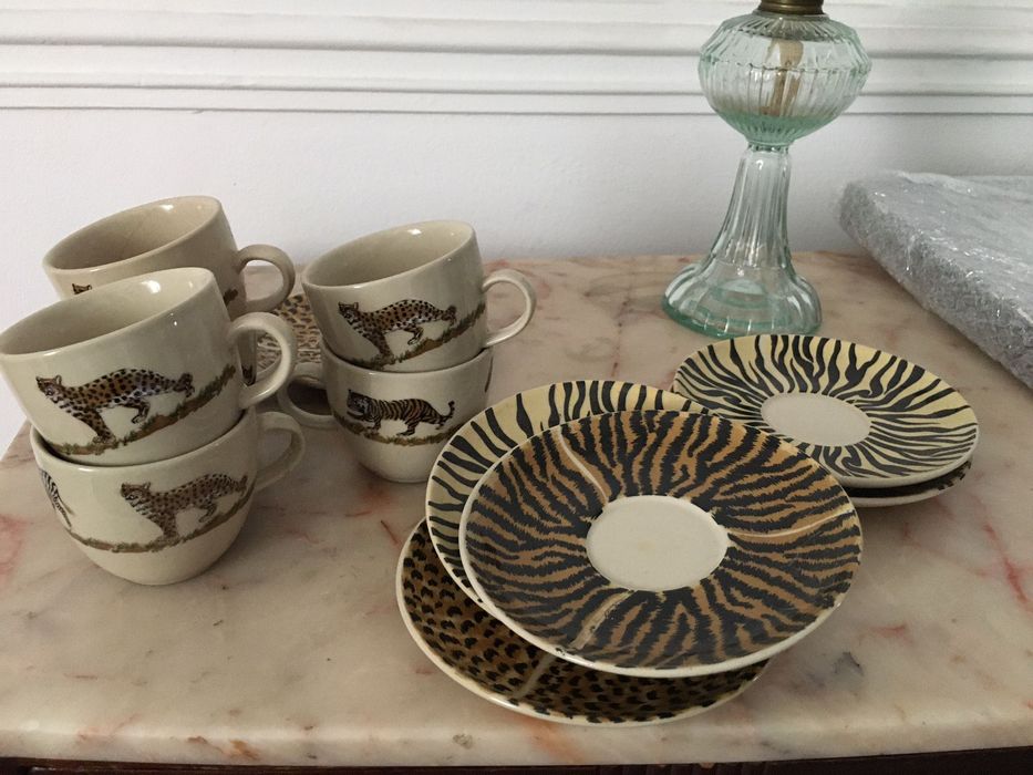 6 chávenas e 6 pires