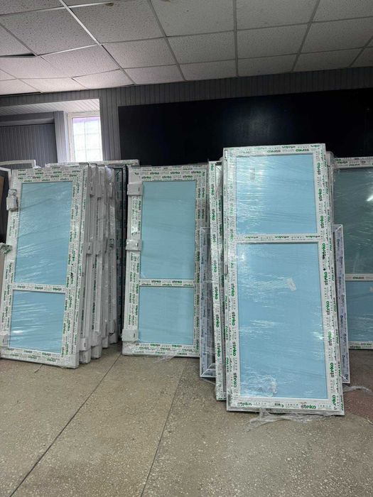 Розпродаж Складу! Вікна та двері металопластикові готові