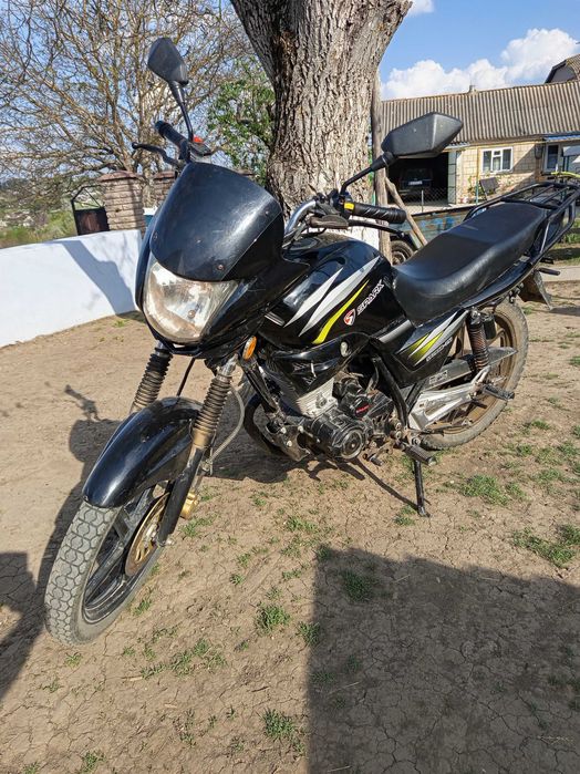 Продам спарк 200.