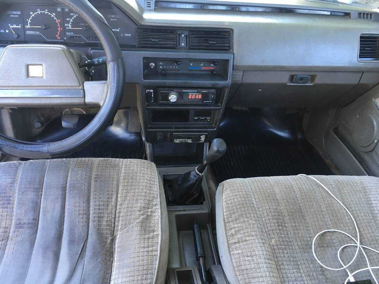 Nissan Bluebird 2.0 бензин 1986р