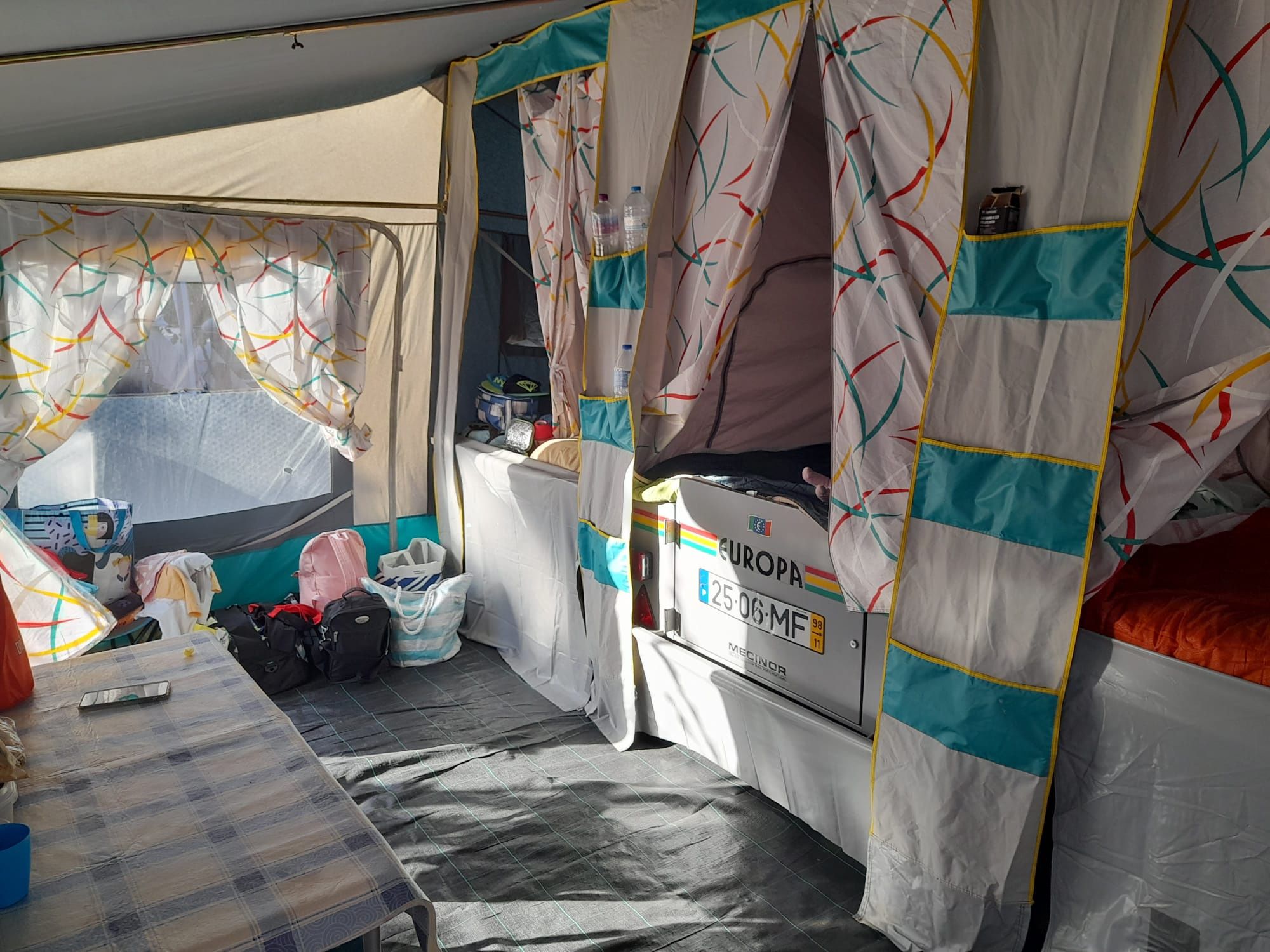 Auto tenda Europa 1.8