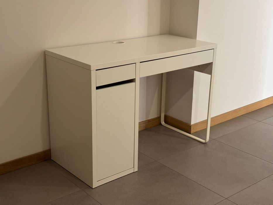 Secretária branca com arrumação | IKEA Micke