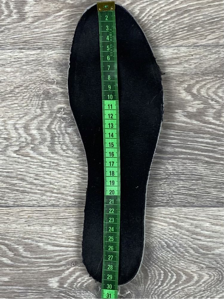 Reebok classic кроссовки 45 размер кожаные чёрные оригинал