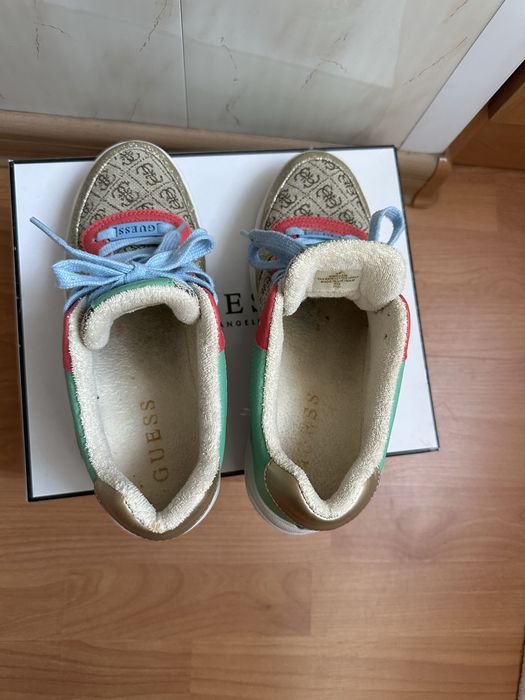 Guess 8р, 24.5-25 см кросівки