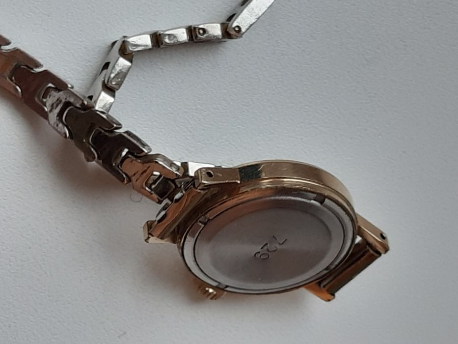 Годинник жіночий Слава позолота