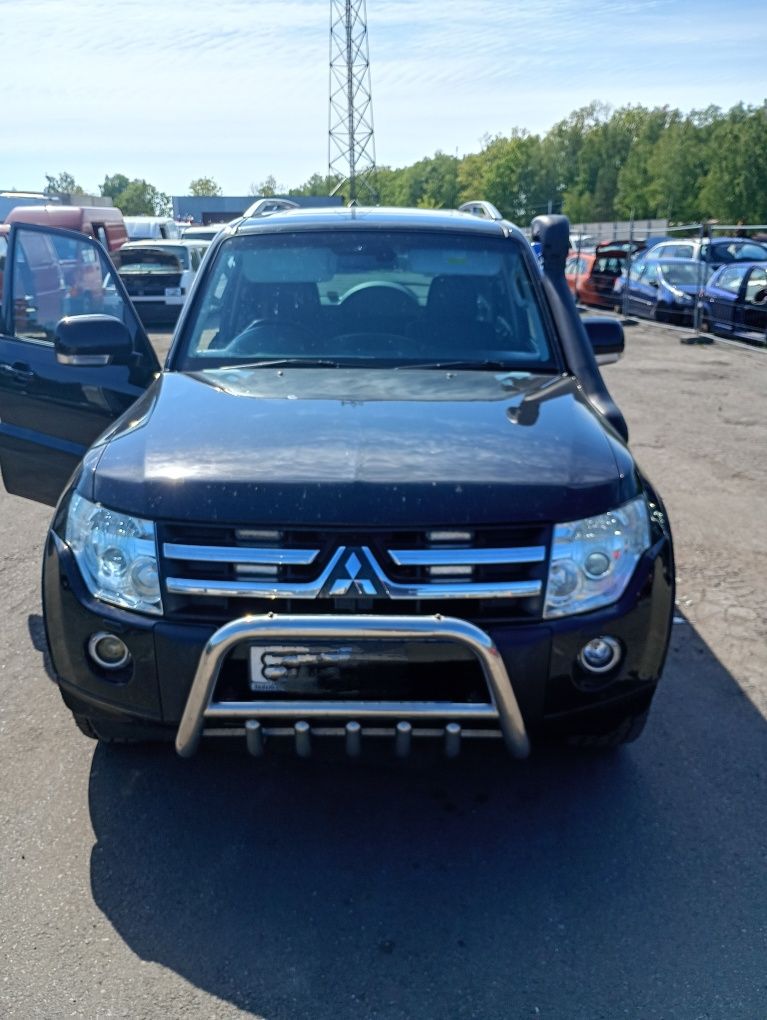 przedni zderzak pajero 4 rury przednie orurowanie pajero 4