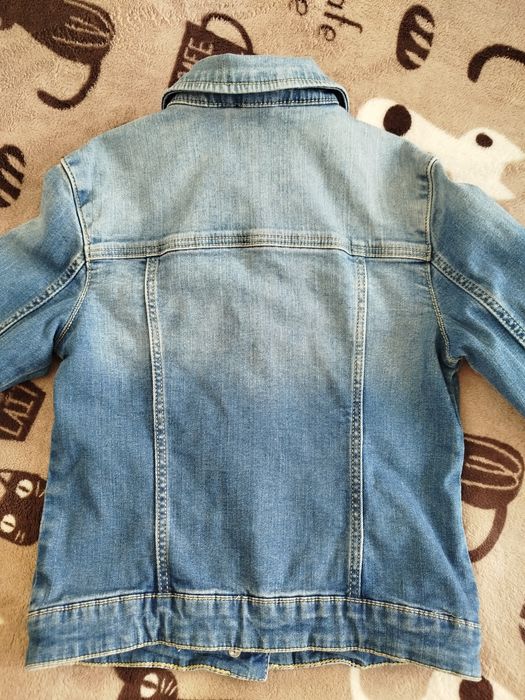 Джинсовий фірмовий С&А піджак джинсовый пиджак на дівчинку 134