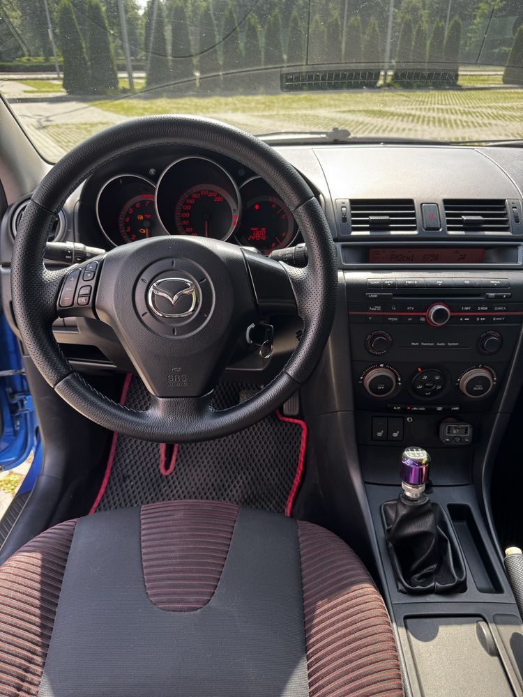 Продам Mazda 3  2006 года