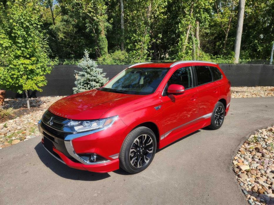 Mitsubishi Outlander Hybrid GT S-AWC      2018