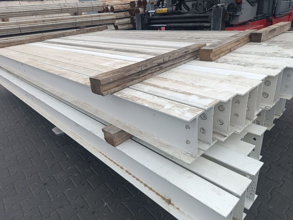 Dwuteownik stalowy, malowany proszkowo 200x100, 4,68m, podpora, słup,