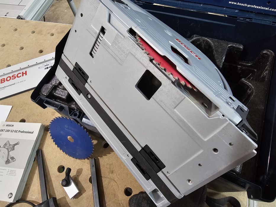 Погружна пила  Bosch GKT 18V-52 GC Professional