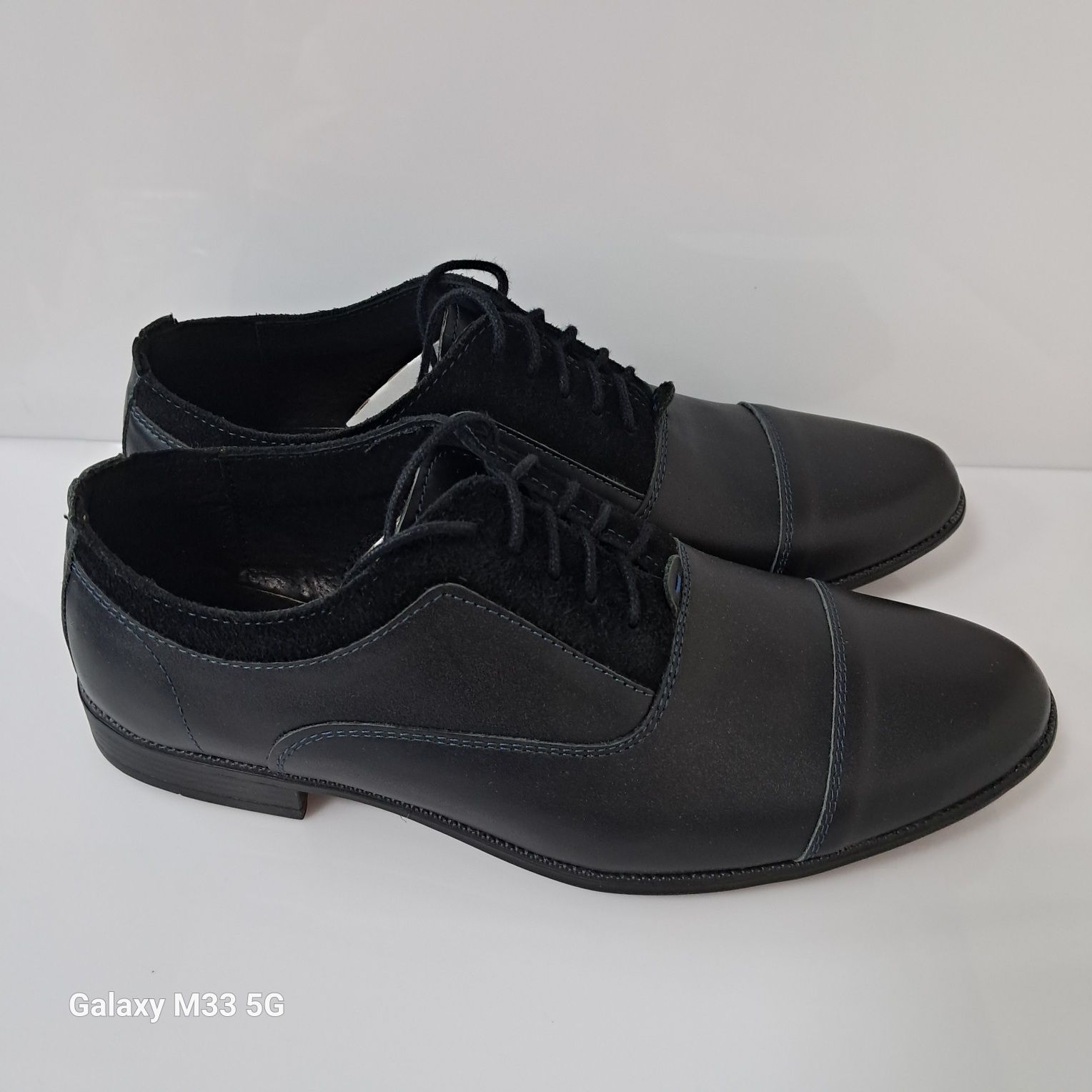 Sprzedam buty męskie r39
