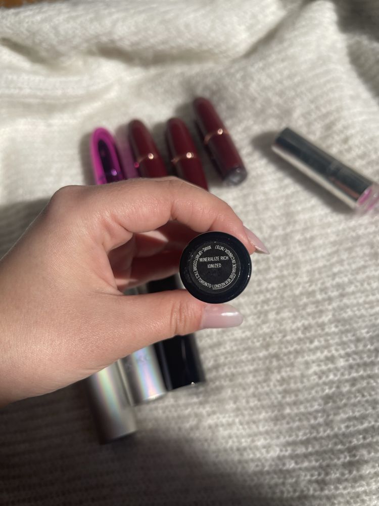 Zestaw pomadek do ust Mac, kiko Milano, makeup revolution