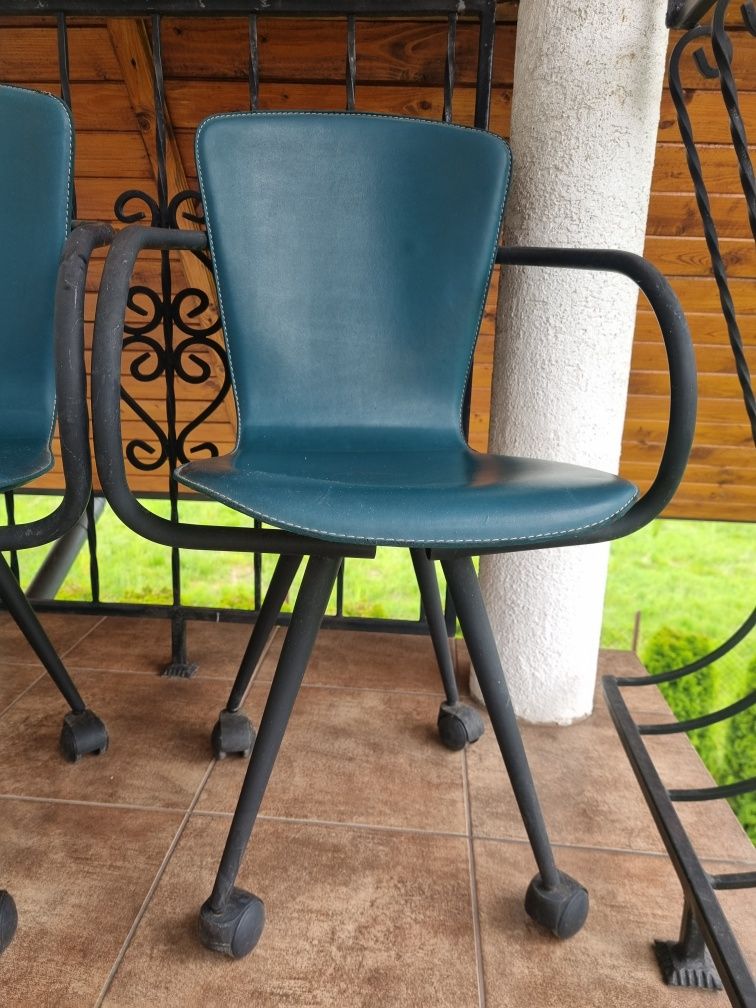 Mocne krzesla obrotowe PRL