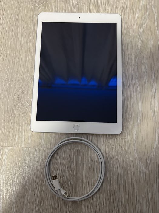 Apple IPad 5 gen. 128 Gb. WiFi.