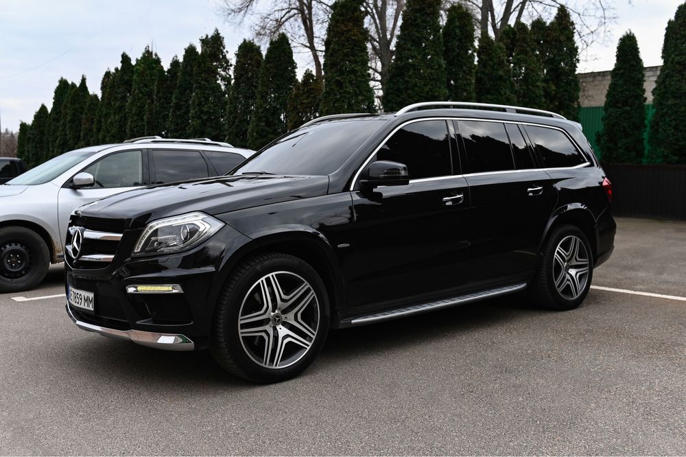 Mercedes Benz Gl-350 bluetec