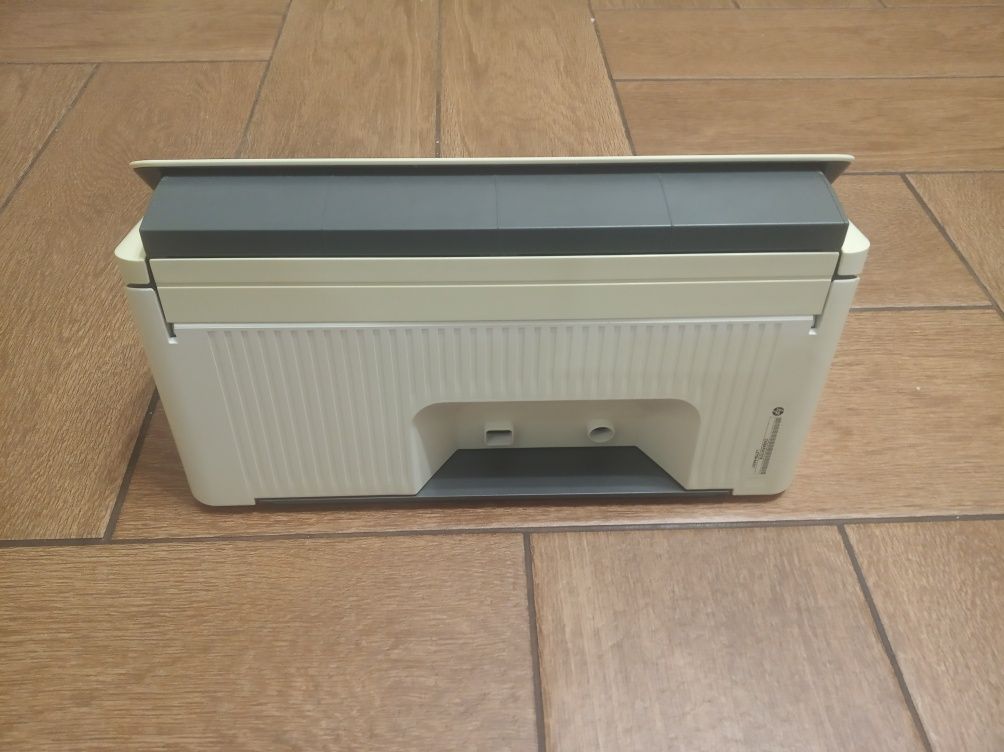 Документ-сканер HP Scanjet Pro 2000 s1