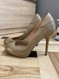 buty szpilki damskie czółenka beżowe nude Stradivarius 40 platforma