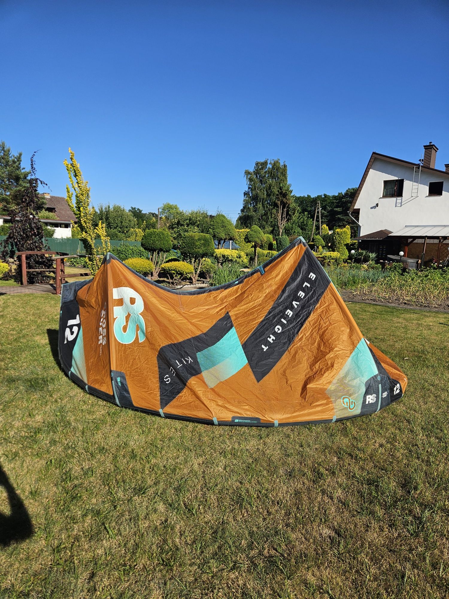 Eleveight rs 12m v7 latawiec kitesurfing