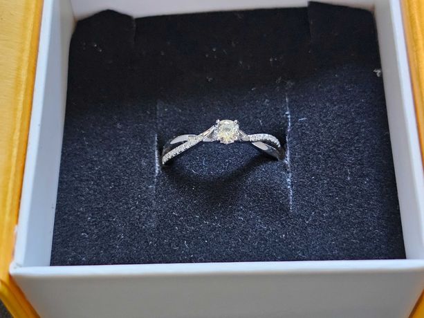 Lurie Jewelry кольцо из белого золота с бриллиантом