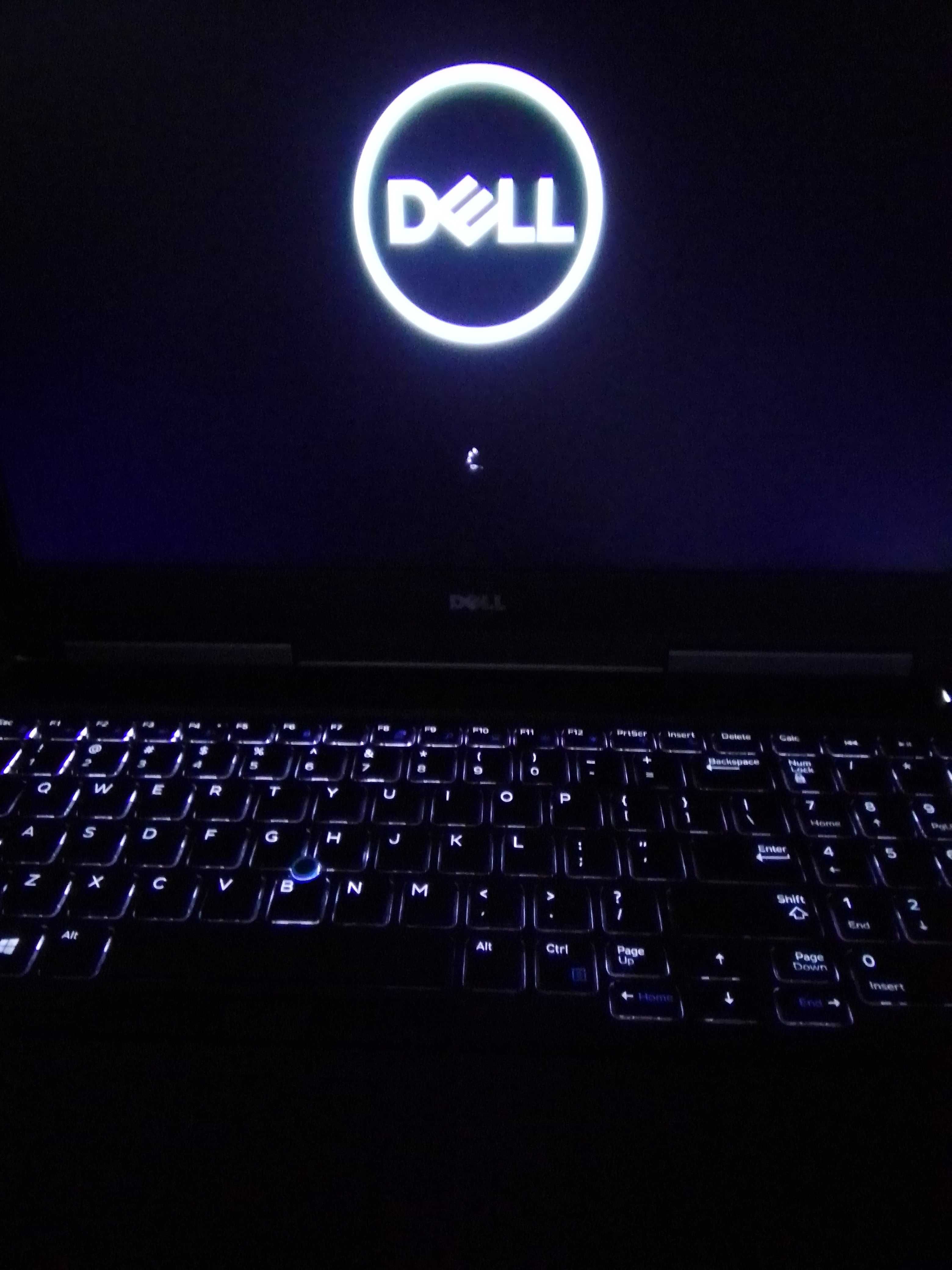 Продам ноутбук Dell Precision 7520  (i7-6820HQ, 32 GB RAM, 512 GB SSD,