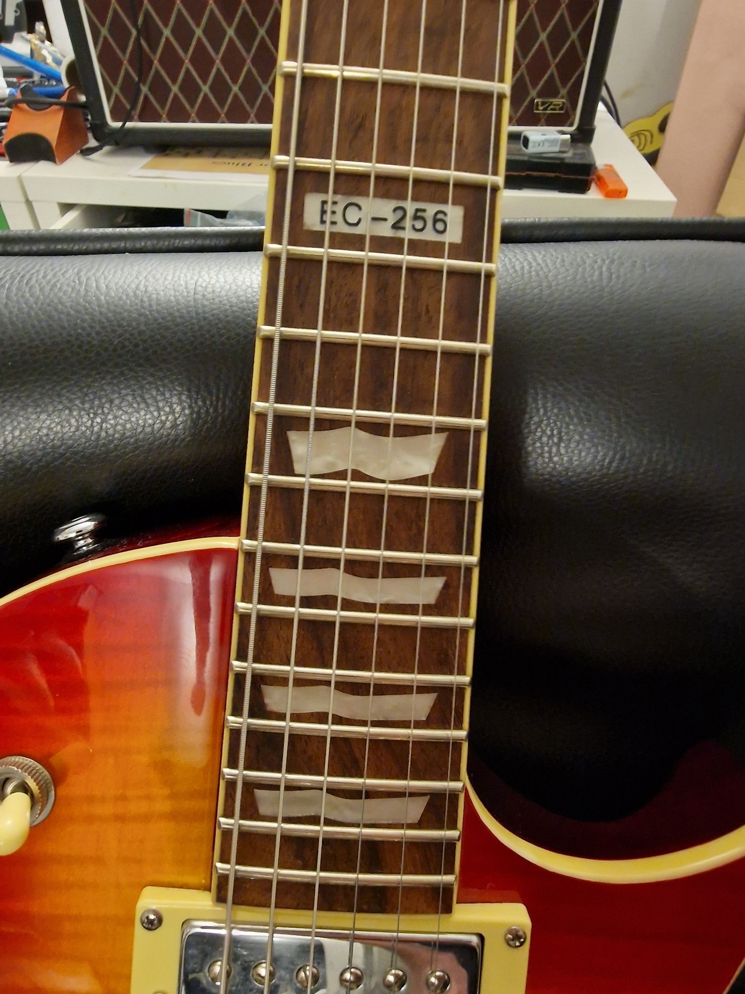 Esp Ltd ec 256  les paul nie epiphone squier jackson prs se  entwistle