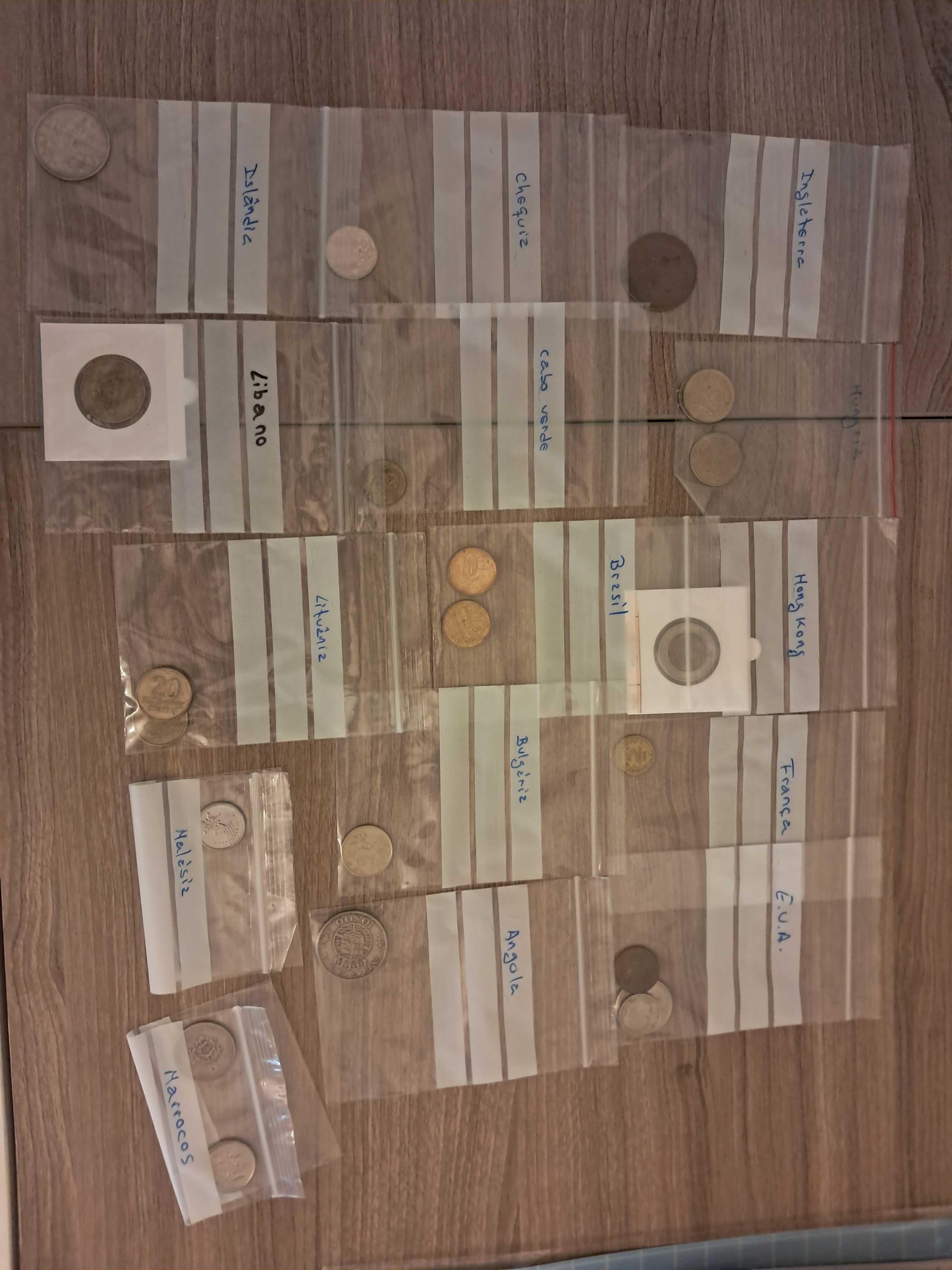 Lote de várias moedas