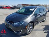 Chrysler Pacifica Limited / Panorama / Monitory w fotelach / Kamera 360