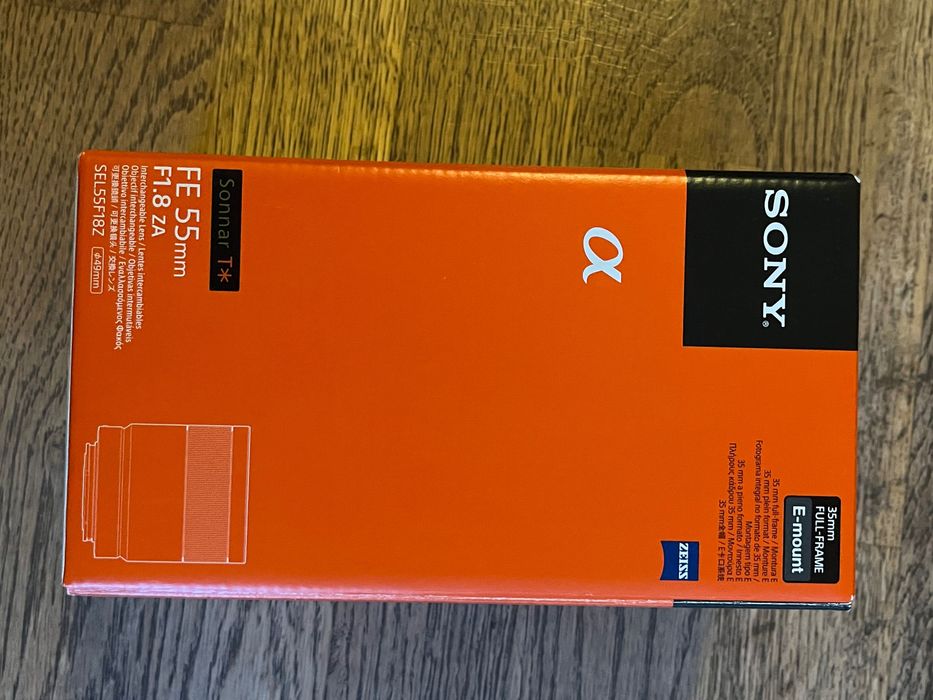 Обʼєктив  SONY  FE 55 f1,8