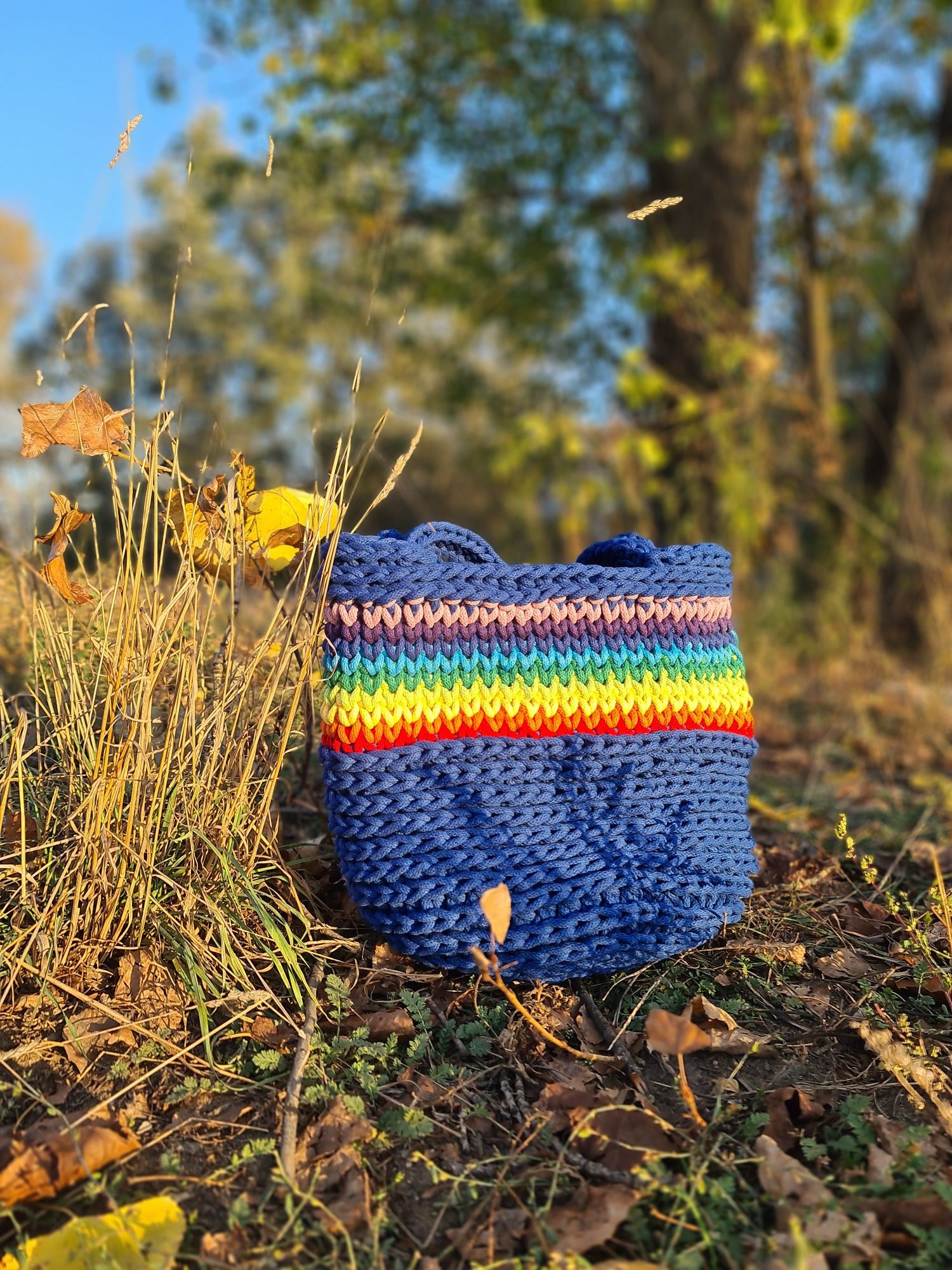 Ręcznie robiona torebka ze sznurka RainbowBlueBag