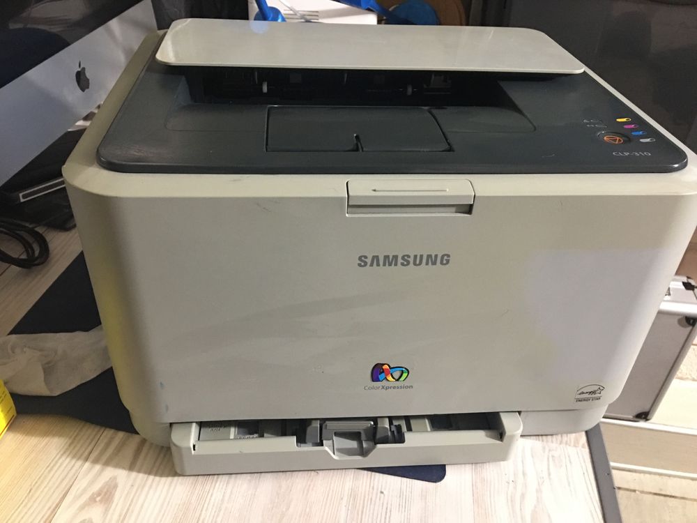 Принтер цветной лазерный новый Samsung