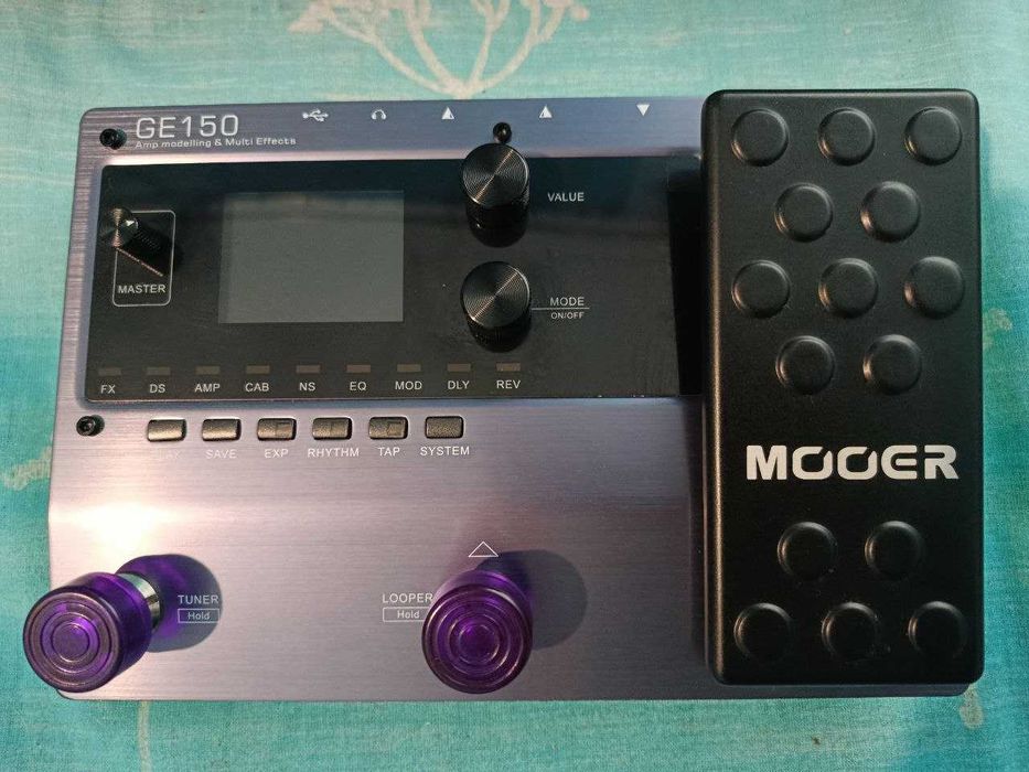 Гітарний процесор MOOER GE150