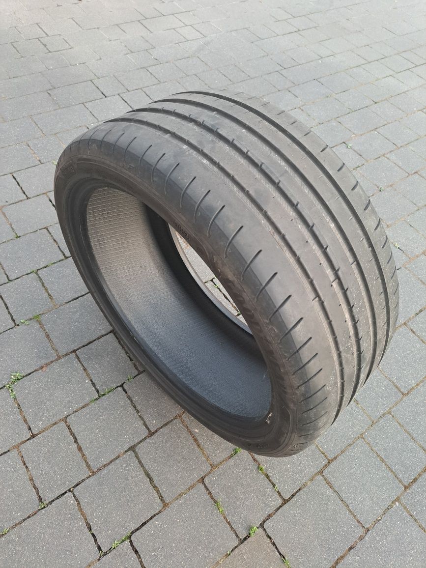 Goodyear Eagle F1 Asymetric 3 255/35R19