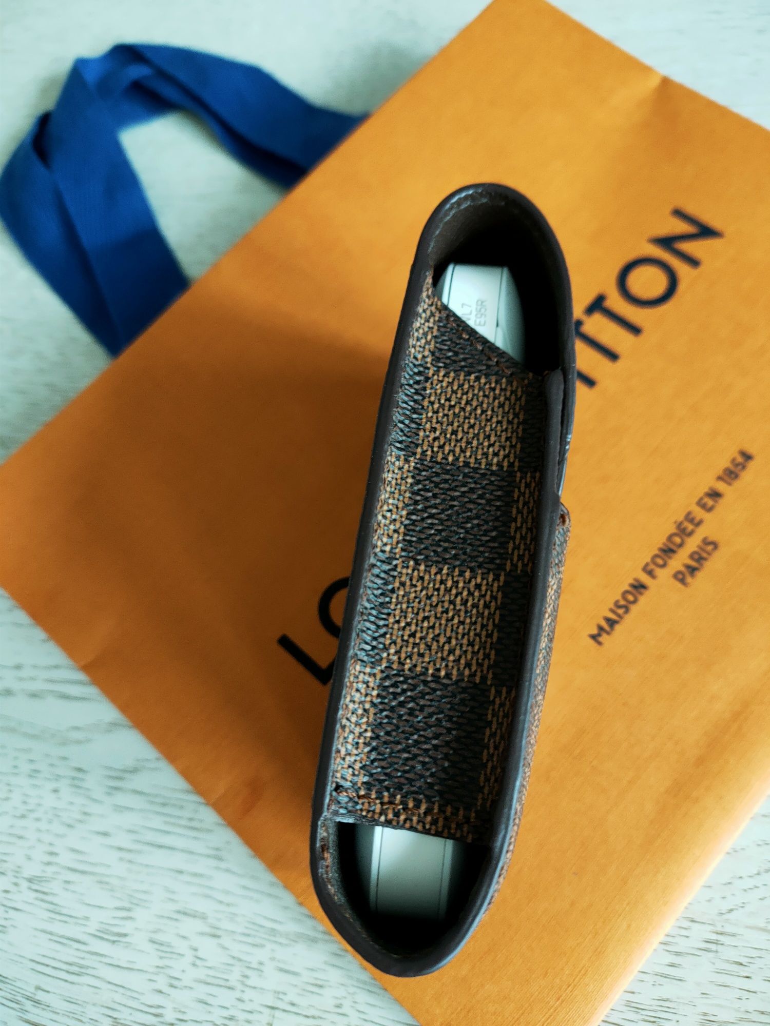 Wyprzedaż -Etui Louis Vuitton