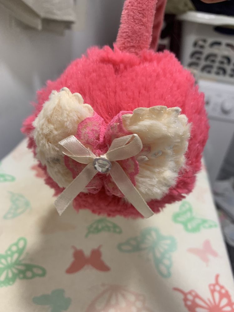 Pantufas e tapa orelhas e bandolete do mickey