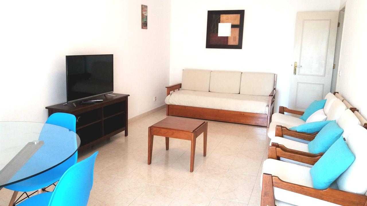 T1 - Vista Mar e Piscina | 1 min da praia | SETEMBRO (desde dia 20)