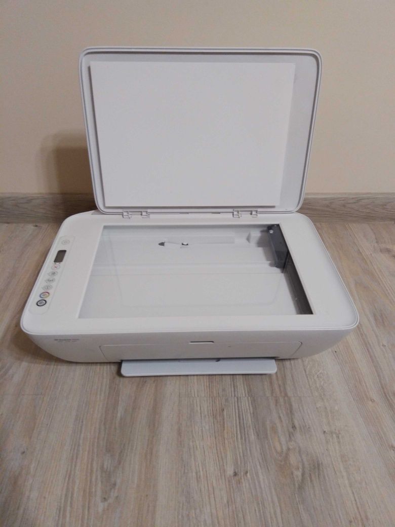 Принтер HP DeskJet 2620