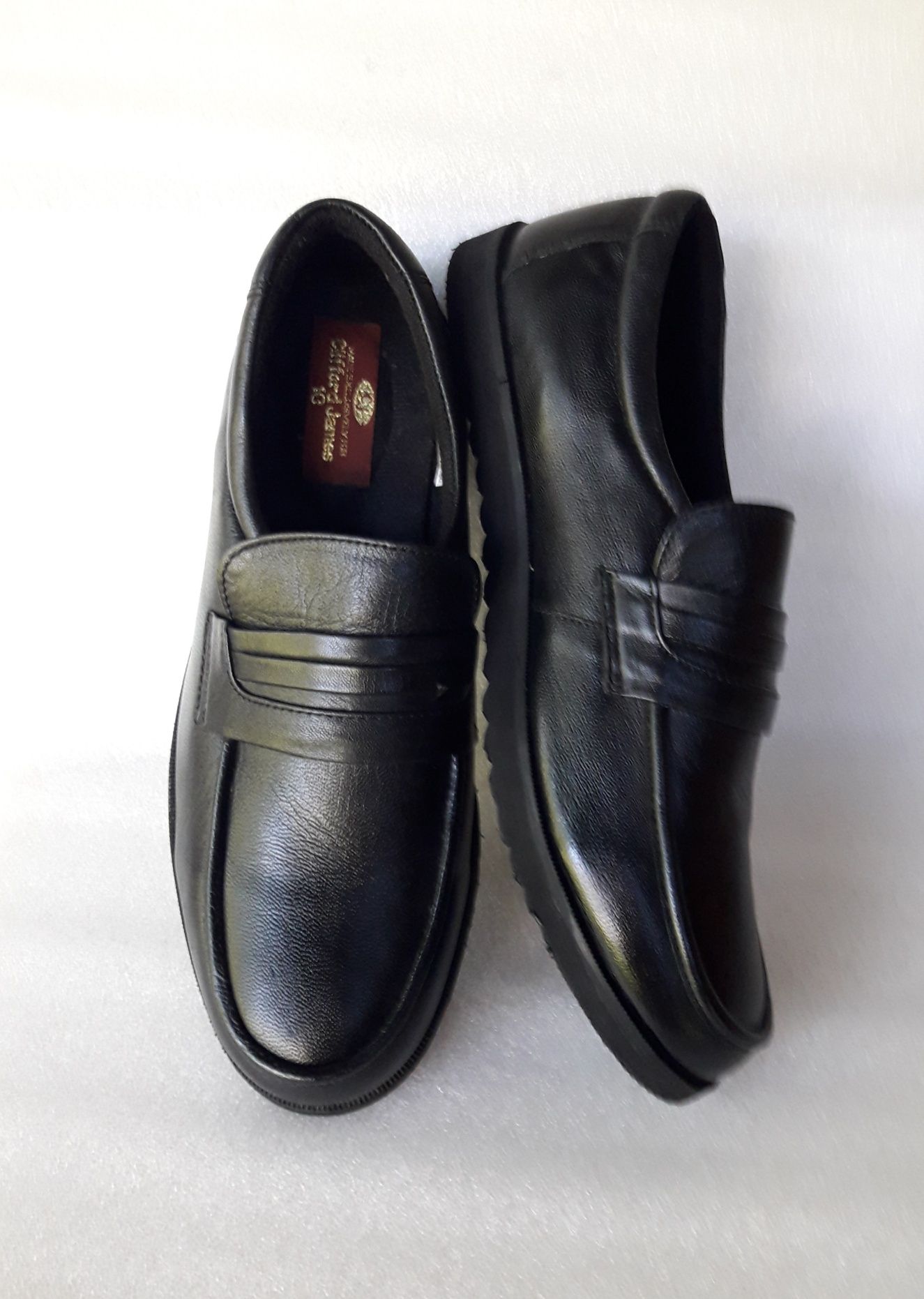 Clifford James нові шкіряні м'які мокасини 43-43,5  р (28,5 см)